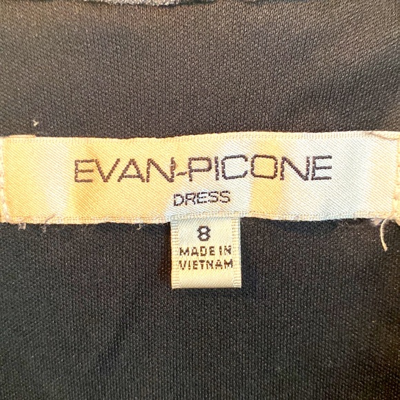 Evan-Picone dress - Picture 7 of 7